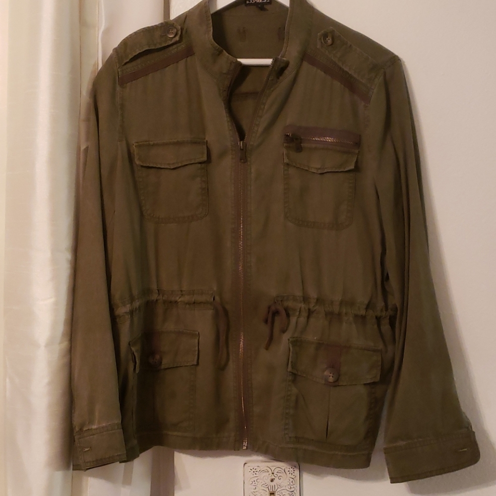 Super cute light weight jacket